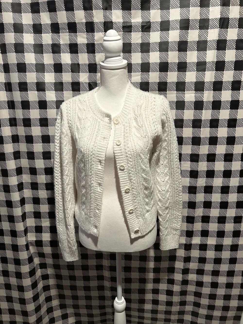 Hollister Cream Cable Knit Button-Down Cardigan Sweater Size Small